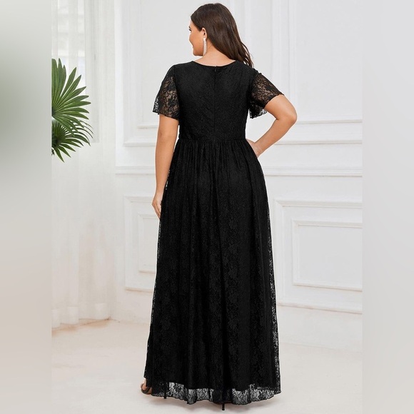 🆕 Plus Size Ruffled Lace Formal Evening Dress - Picture 2 of 3